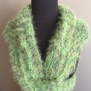 GREEN SUPERSOFT HANDMADE SHAWL